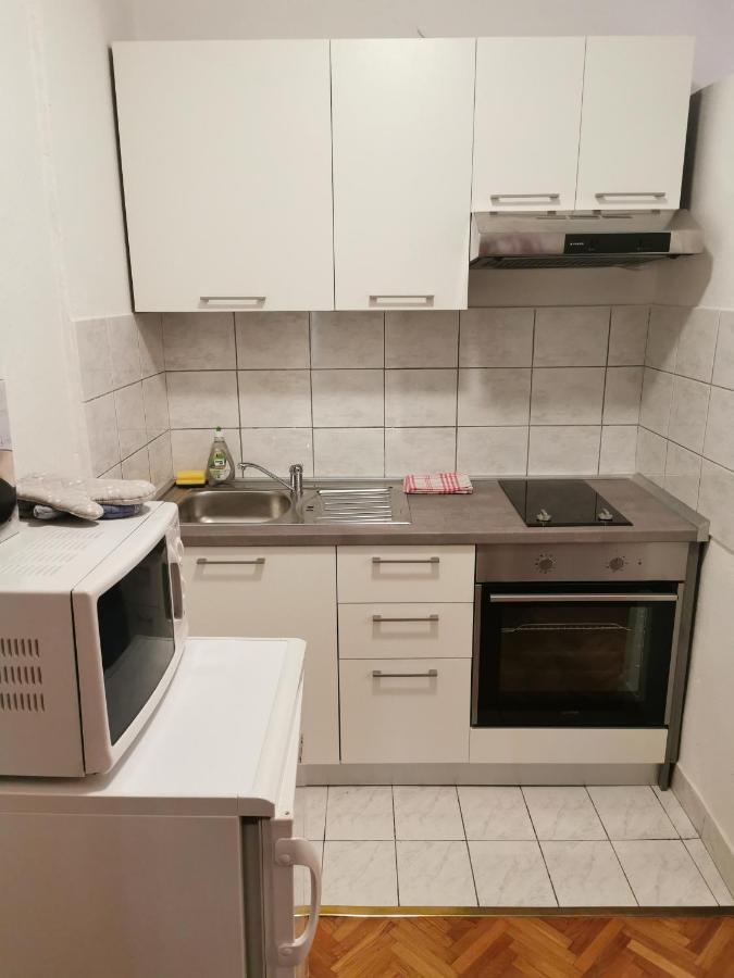 Apartmani Neno Senj  Eksteriør billede